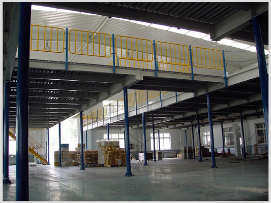 comprare Piattaforma Mezzanino in Acciaio Industriale | Soluzione Personalizzata per l'Espansione del Magazzino fabbricazione online