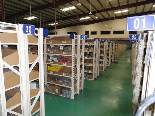 comprare Sistema galvanizzato antiruggine di racking di stoccaggio per la centrale logistica, blu/grey fabbricazione online